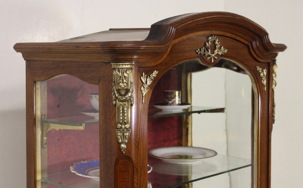 French Kingwood Marquetry Vitrine View IV