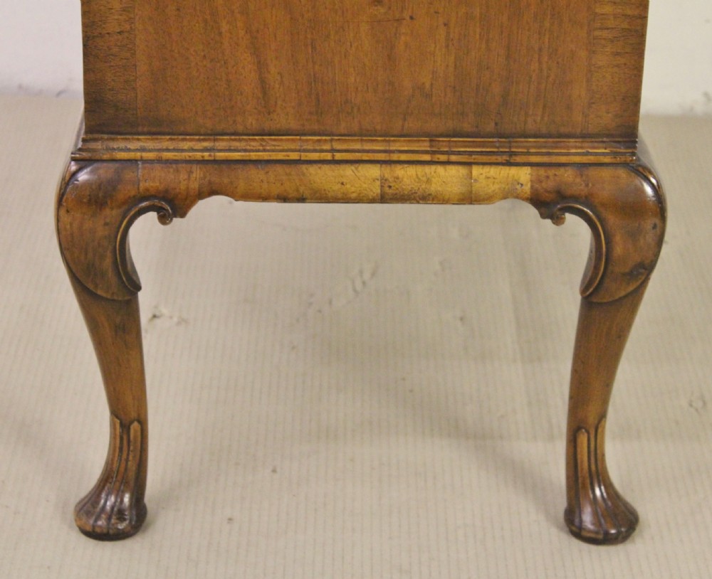 Burr Walnut Bureau View V