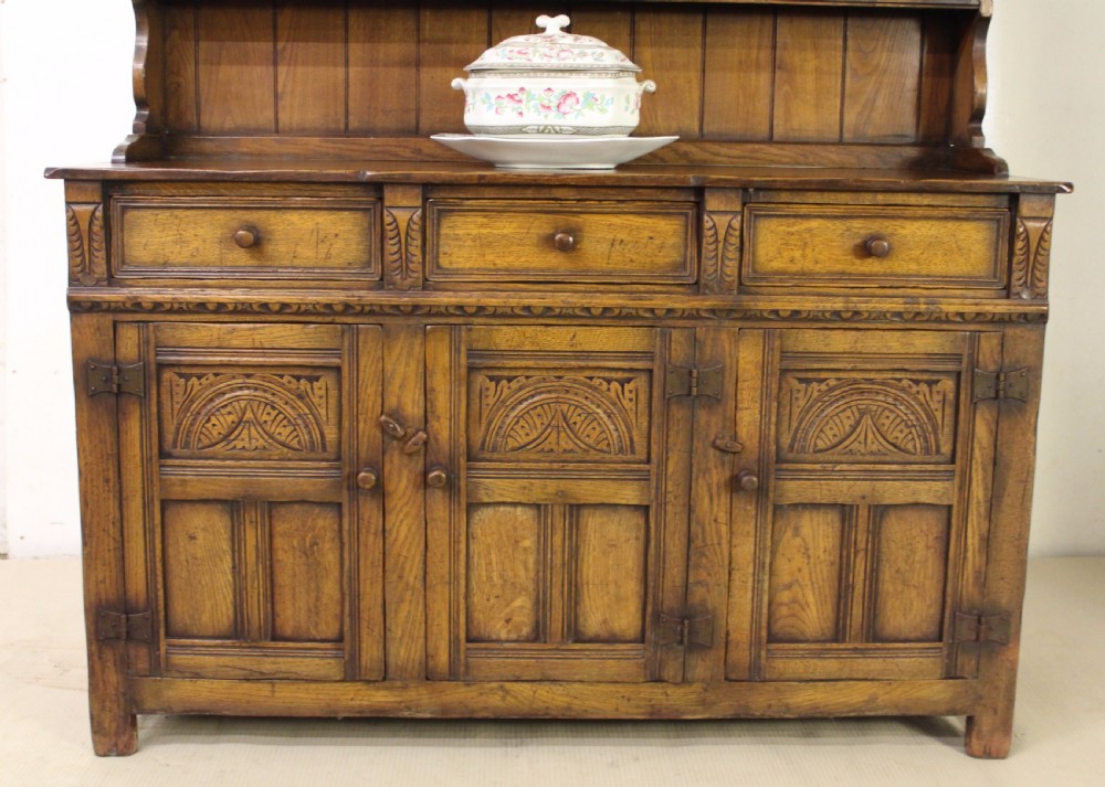 Ipswich Oak Dresser View VIII