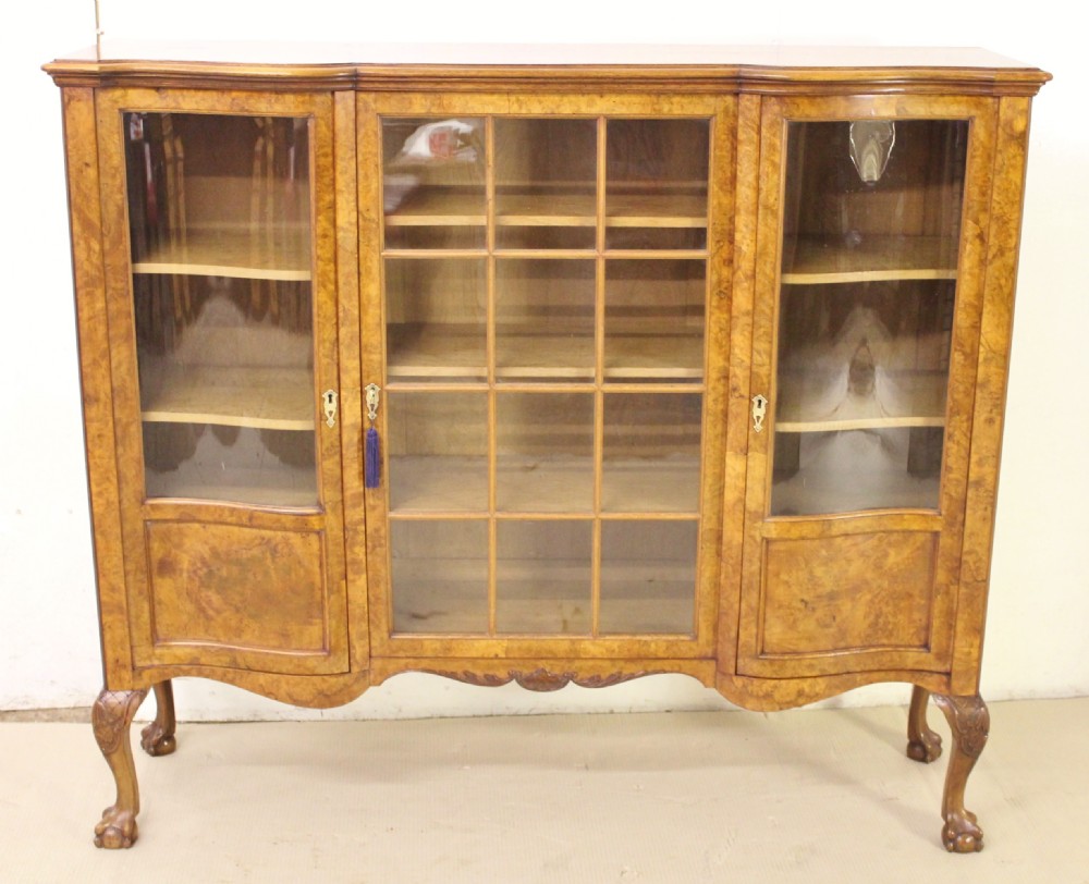 Burr Walnut Serpentine Side Cabinet Bookcase View XI