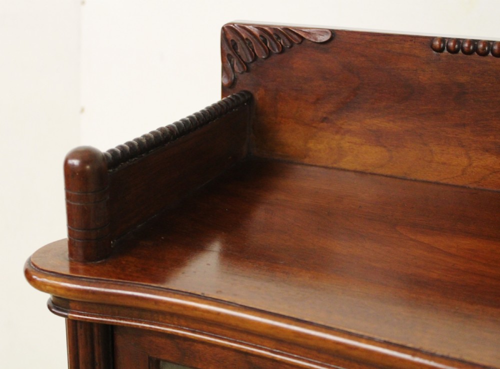 Mahogany Globe Wernicke Bookcase View X