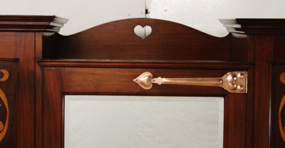 Shapland and Petter 2 Piece Bedroom Set  View VII