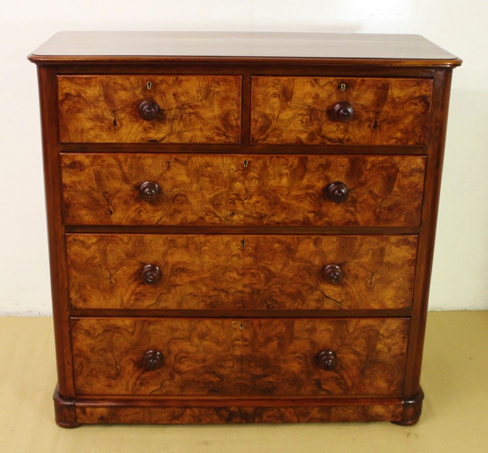 Victorian Burr Walnut Chest of Drawers