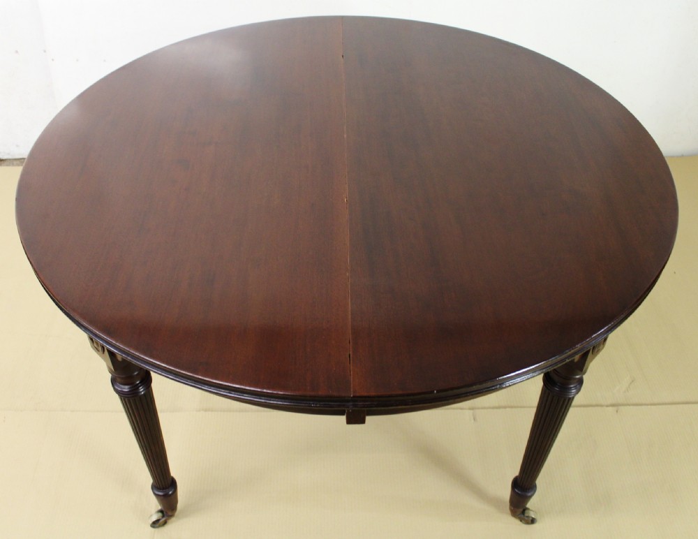 Mahogany Extending Dining Table on Reeded Legs View XIV