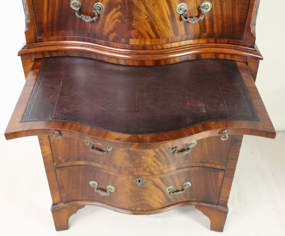 Mahogany Serpentine Fronted Chest on Chest View IV