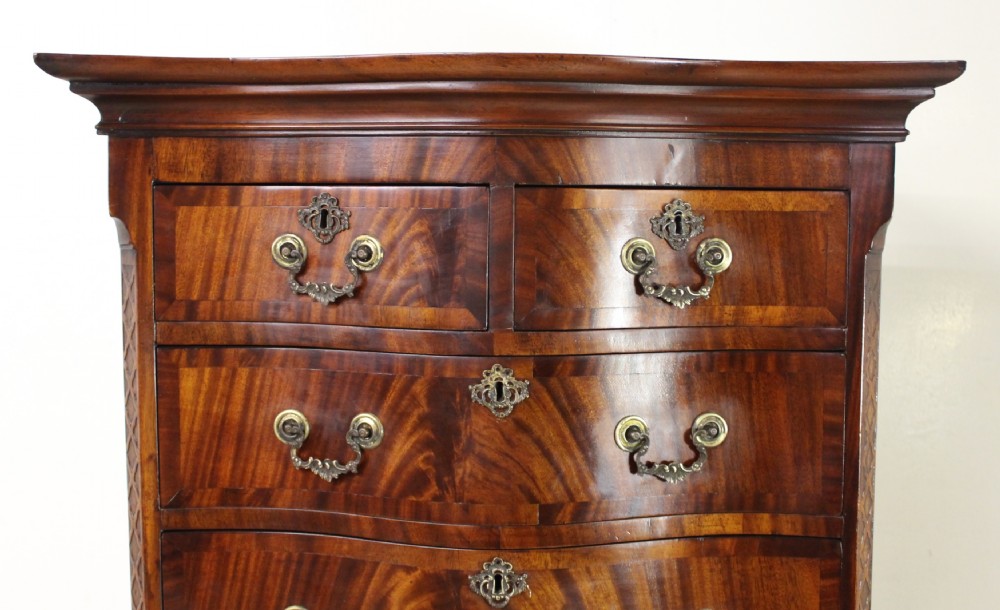 Mahogany Serpentine Fronted Chest on Chest View VI