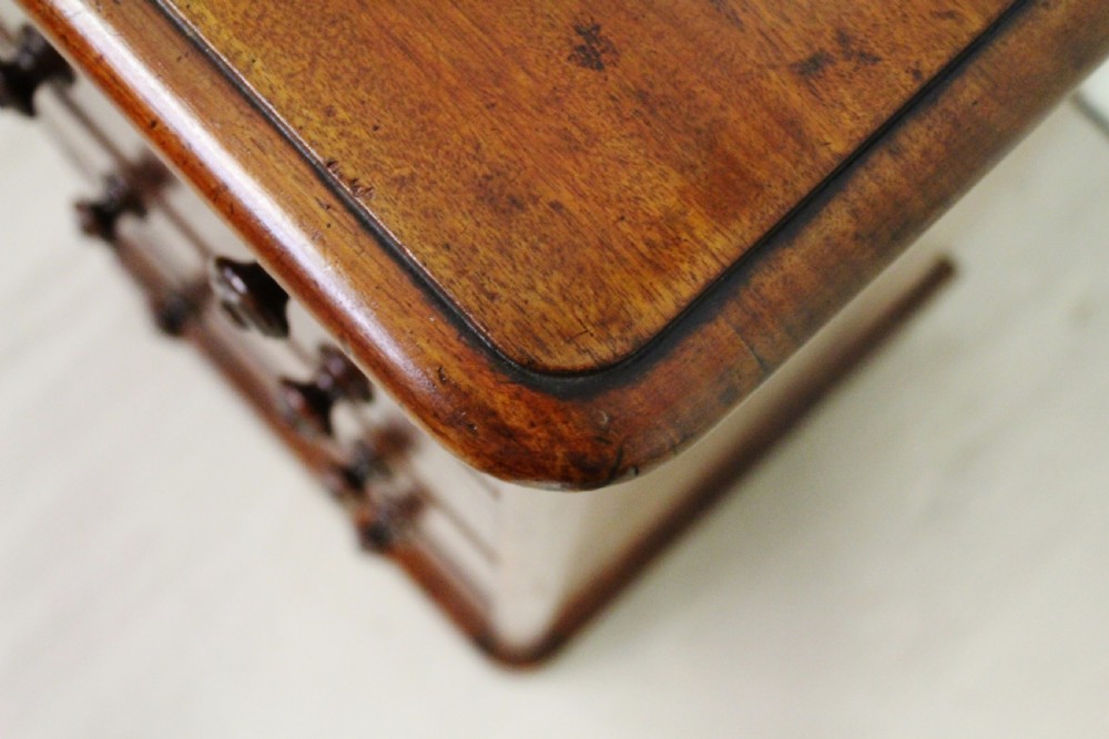 Pair of Victorian Mahogany Bedside Chests View XIII