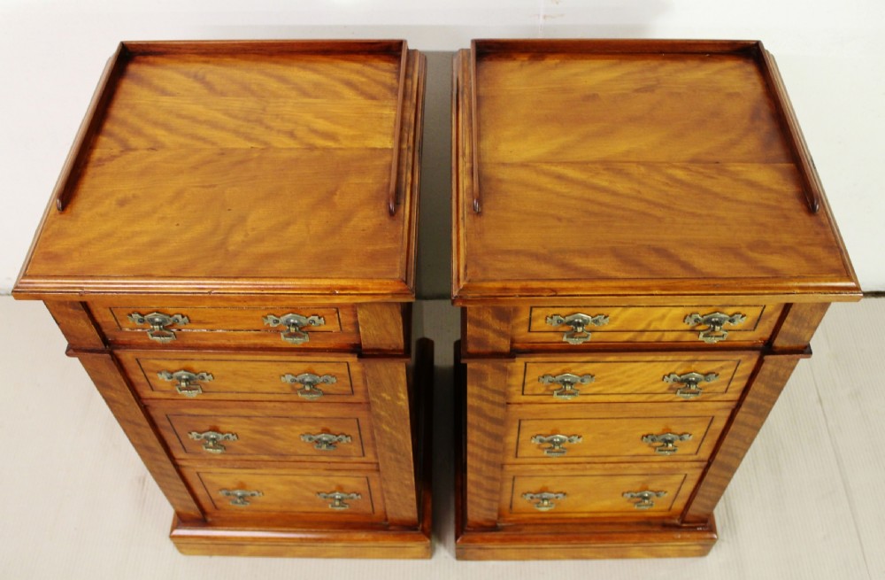 Pair of Satinwood Bedside Chests by Maple and Co View II