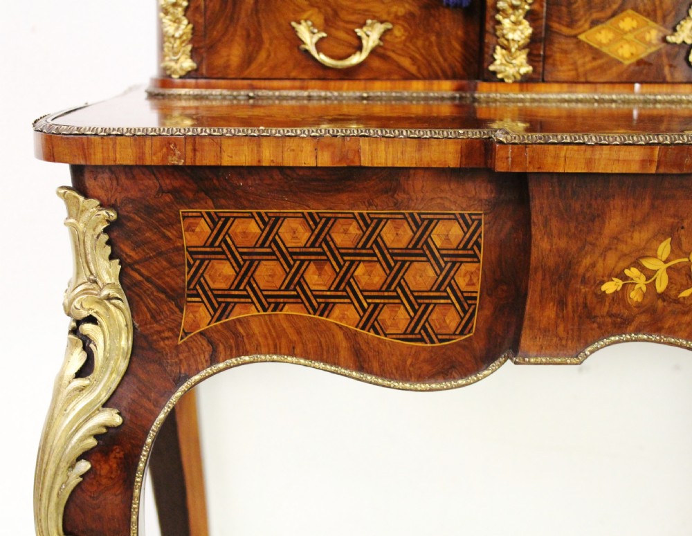 Inlaid Burr Walnut Bonheur Du Jour View XI