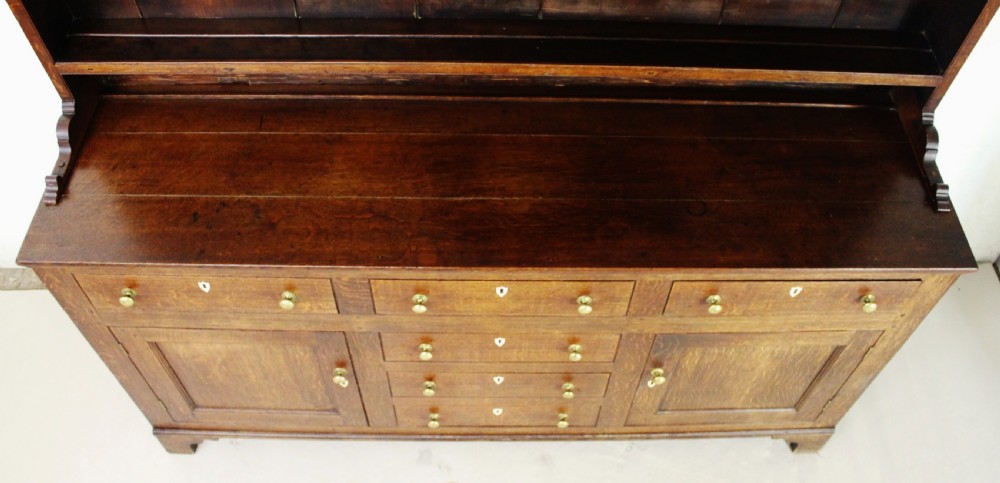 Early 19th Century Welsh Oak Dresser View II