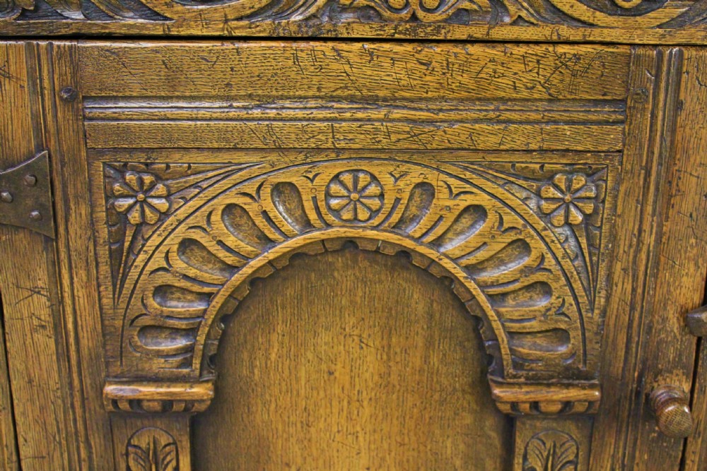 Ipswich Oak Dresser View VIII