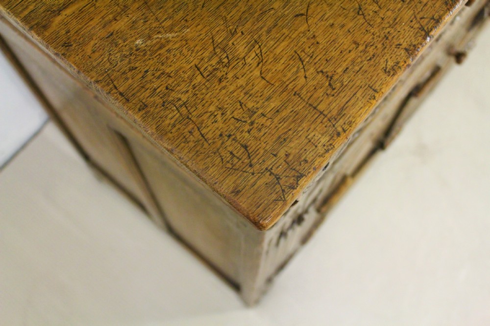 Ipswich Oak Dresser View XI
