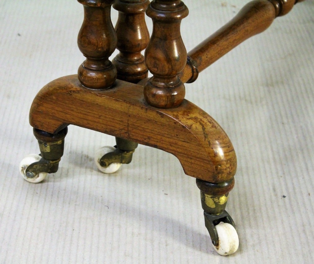 Victorian Burr Walnut Sutherland Table View V