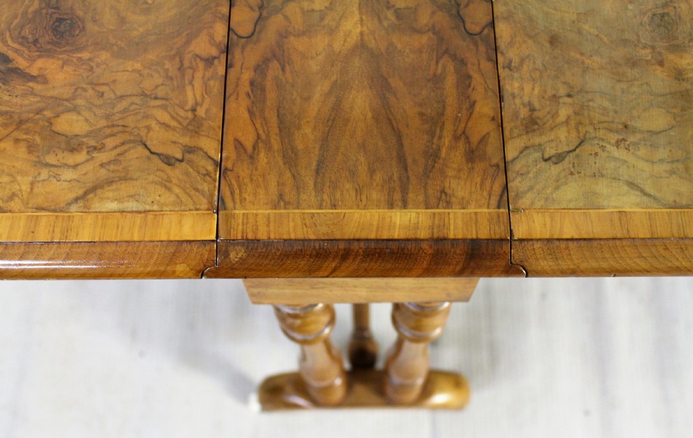 Victorian Burr Walnut Sutherland Table View VII