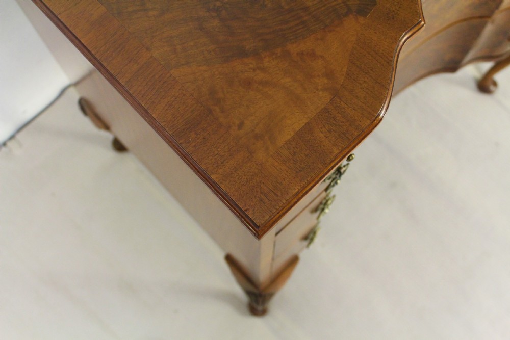 Serpentine Fronted Burr Walnut Chest of Drawers View VII