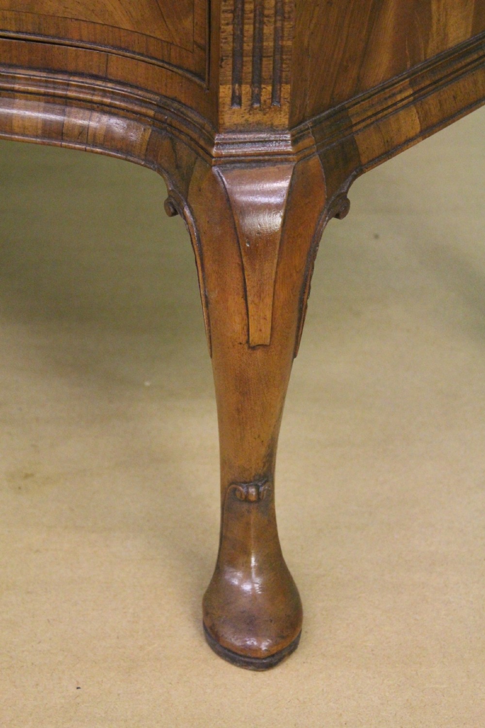 Burr Walnut Chest by Charles Tozer View XIV