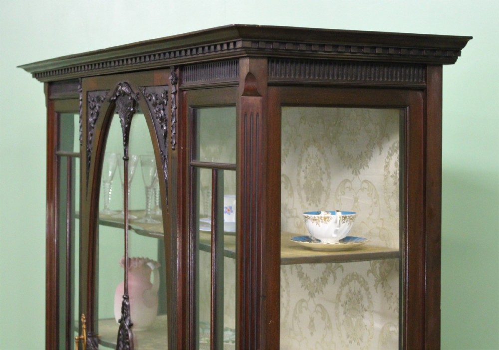 Late Victorian Mahogany Display Cabinet View XVII