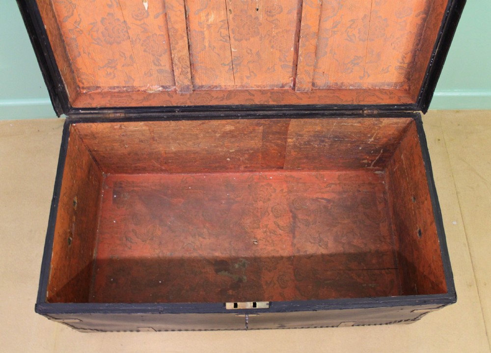 Large 19th Century Brass Bound Leather Trunk View XI