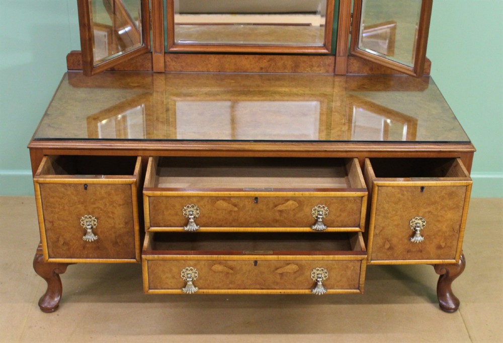 Waring and Gillow Burr Walnut Dressing Table View III
