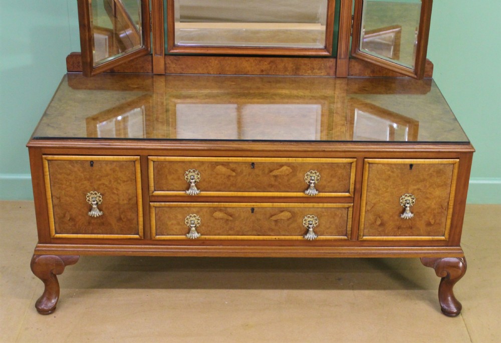 Waring and Gillow Burr Walnut Dressing Table View VI