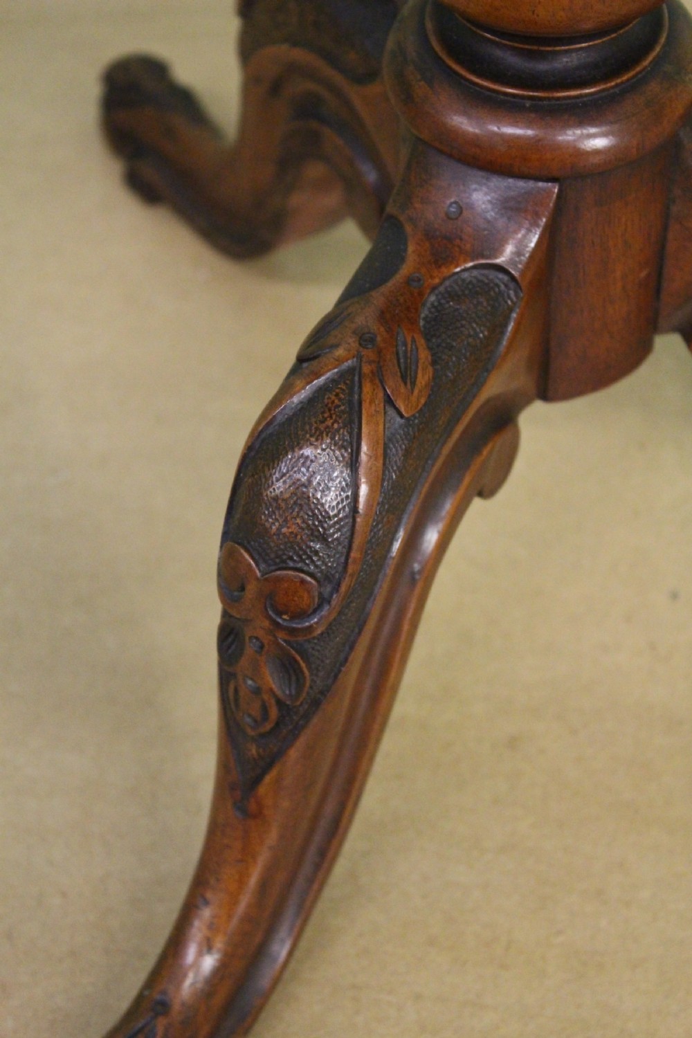 Victorian Burr Walnut Tripod Table View VII