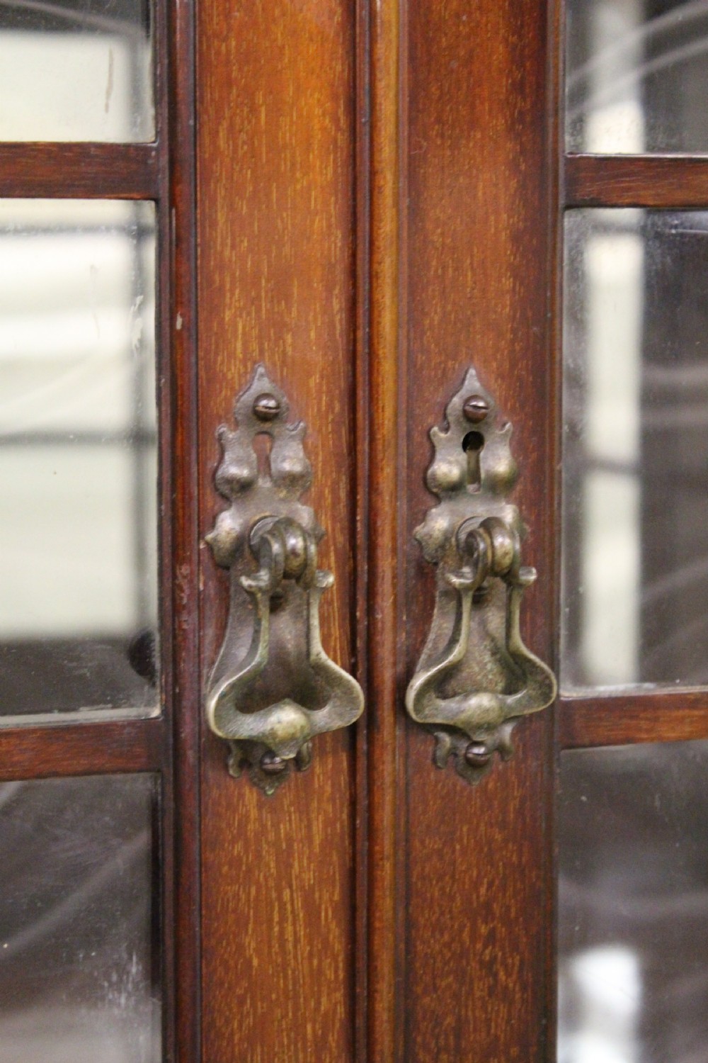 Inlaid Mahogany Art Nouveau Display Cabinet View XV