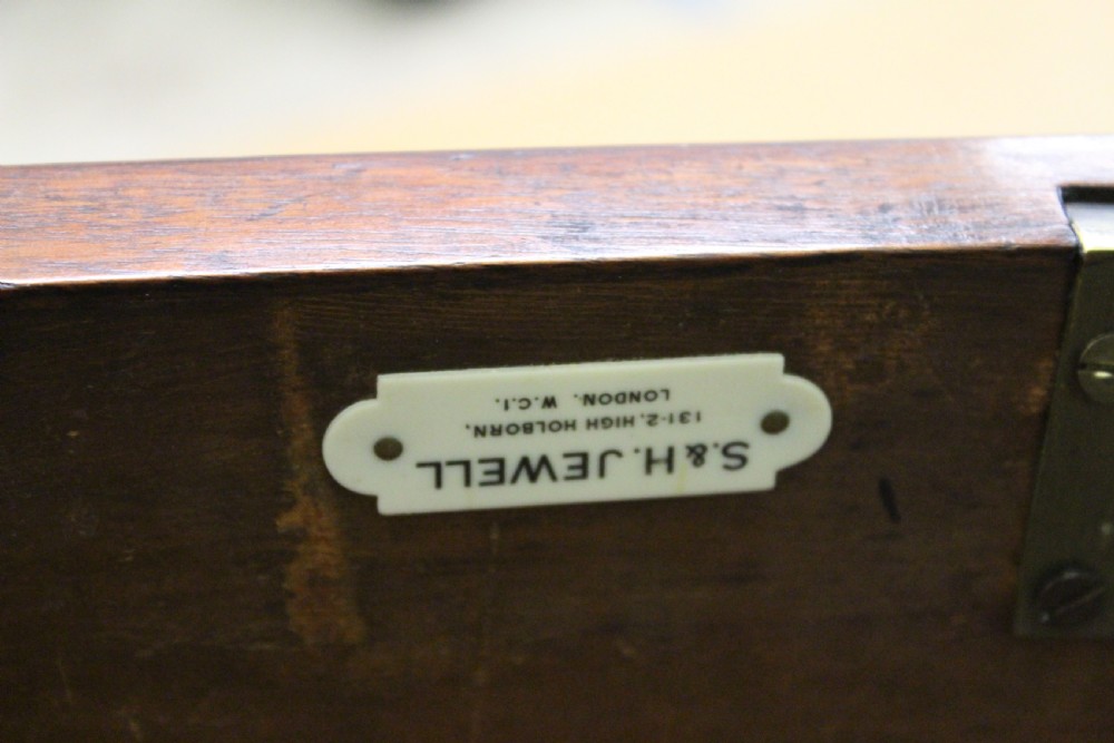 Georgian Mahogany Bow Chest of Drawers View V
