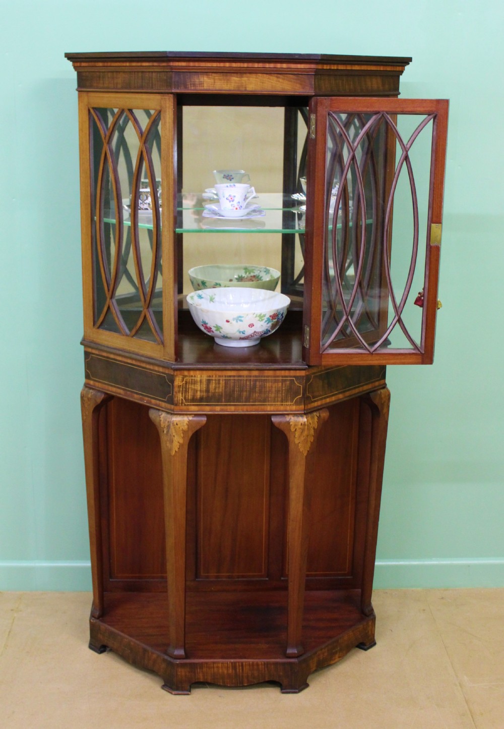 Edwardian Inlaid Mahogany Display Cabinet View V