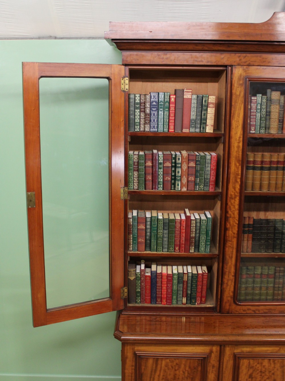 Fine Quality Victorian Figured Mahogany Library Bookcase View XIII
