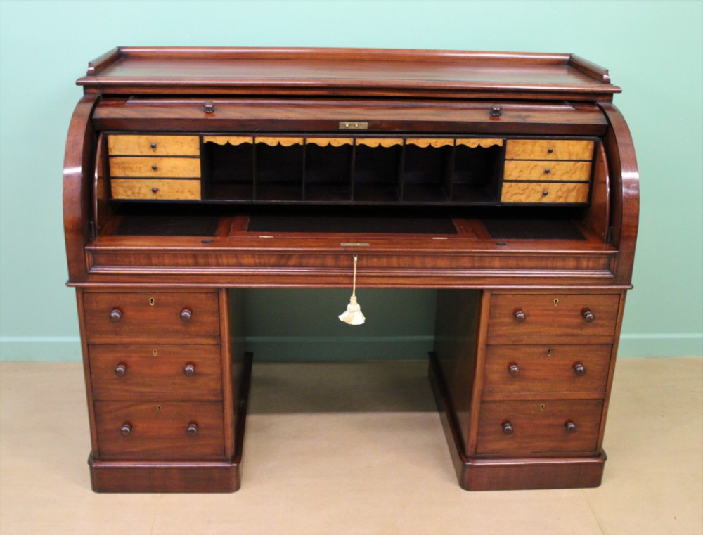 Large Victorian Mahogany Cylinder Desk View XI