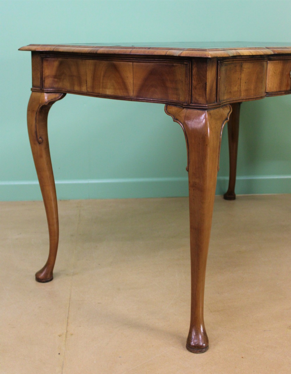 Serpentine Shaped Burr Walnut Writing Table View XIII