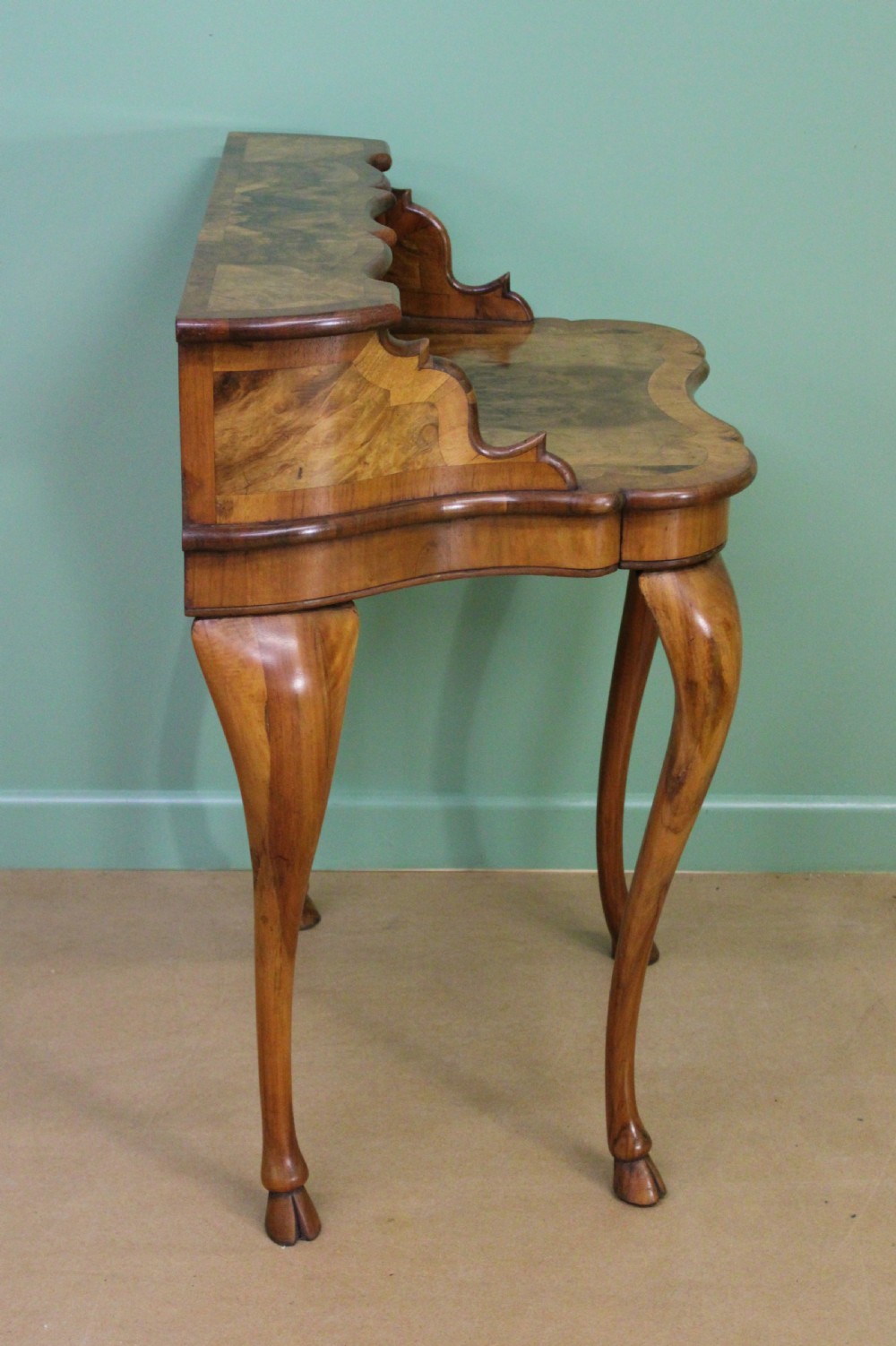 Burr Walnut Bonheur Du Jour View IV