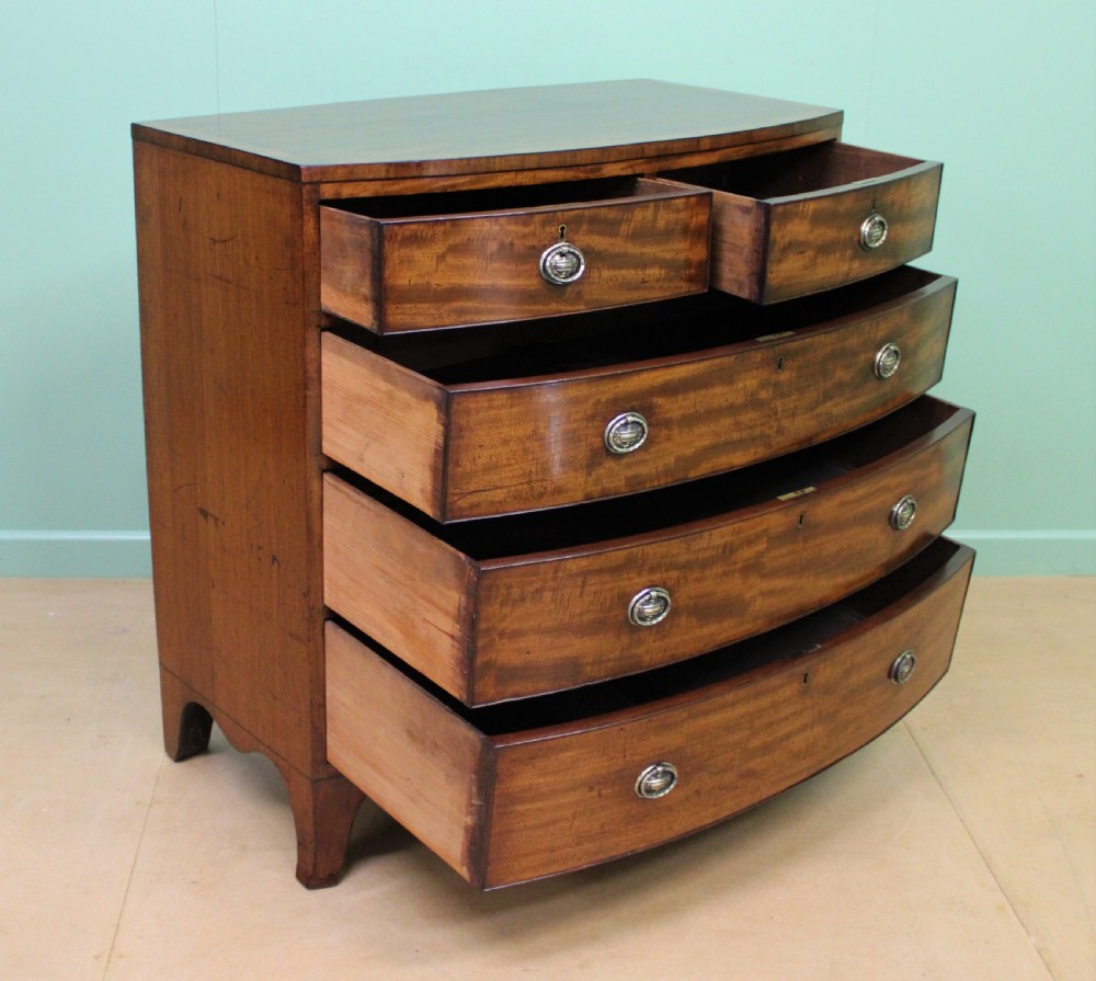George III Mahogany Bow Chest of Drawers View XVIII