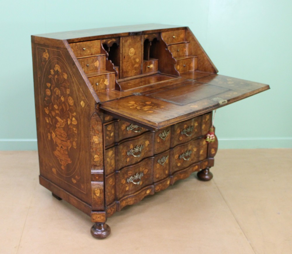 Late 18th C. Dutch Walnut Marquetry Bureau View XVIII