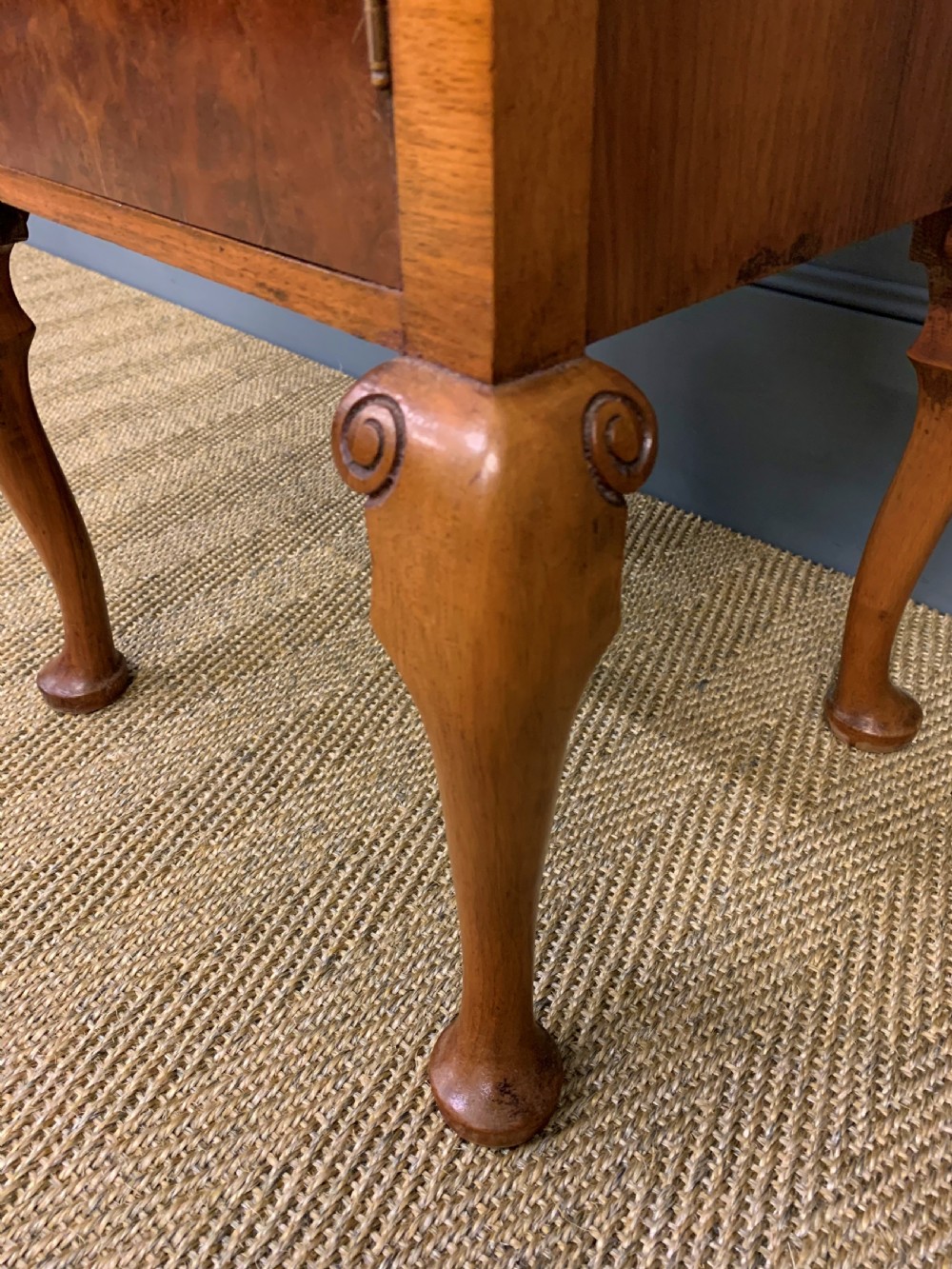 Pair of Burr Walnut Bedside Cupboards View XI