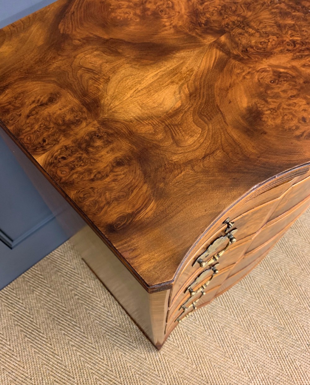 Burr Walnut Serpentine Chest of Drawers View XIII