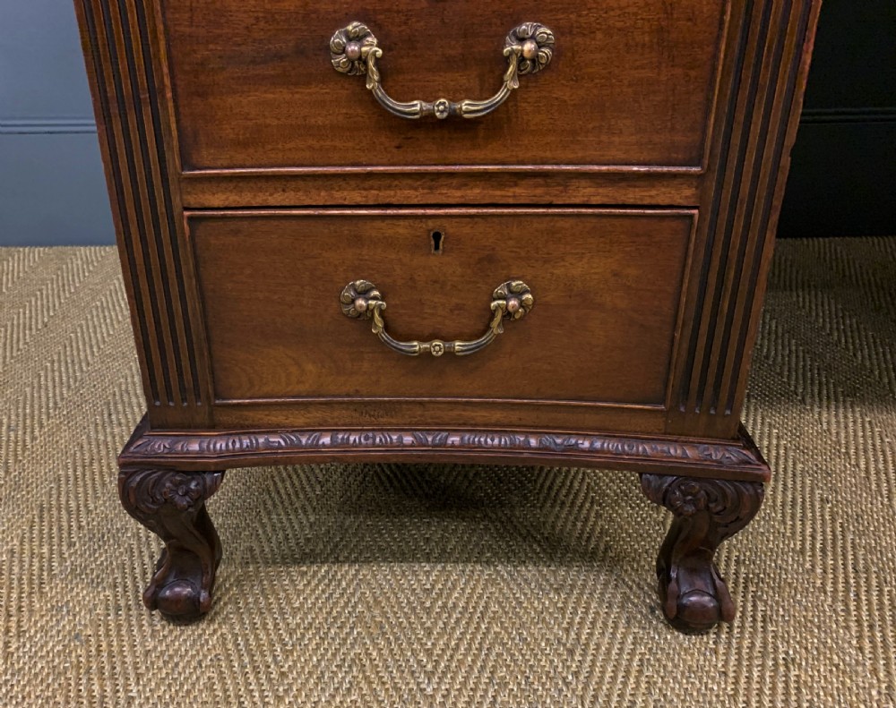 Edwardian Chippendale Style Mahogany Pedestal Desk View VIII