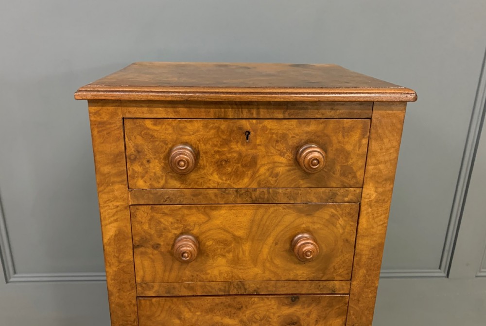 Pair of Victorian Burr Walnut Bedside Chests View XII