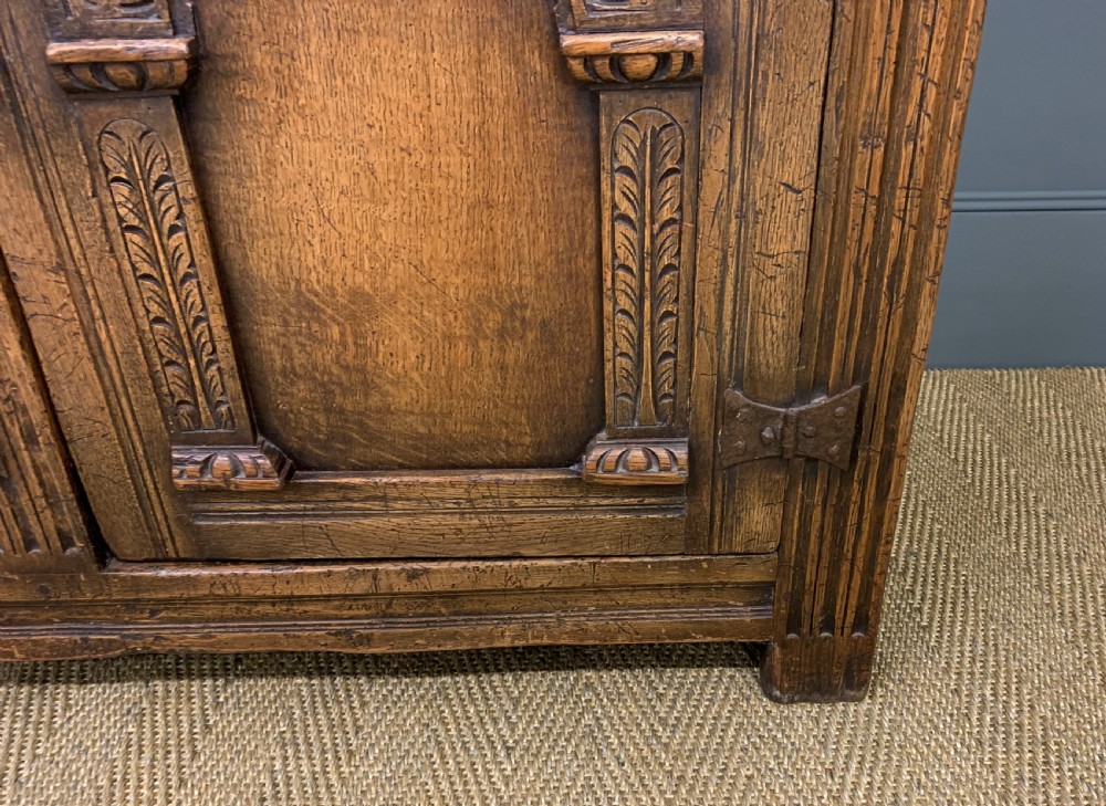 Ipswich Oak Dresser View X