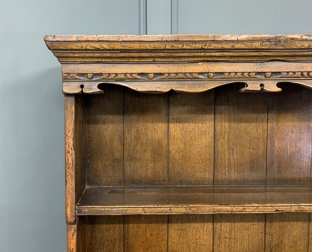 Ipswich Oak Dresser View XI