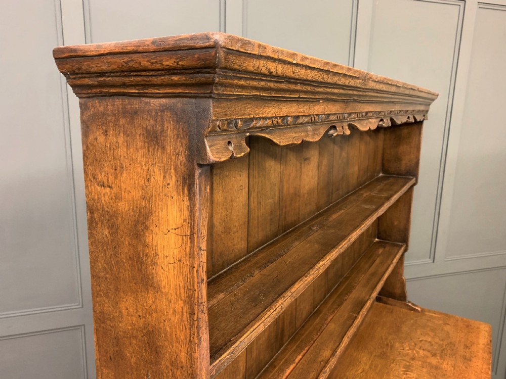 Ipswich Oak Dresser View XIII