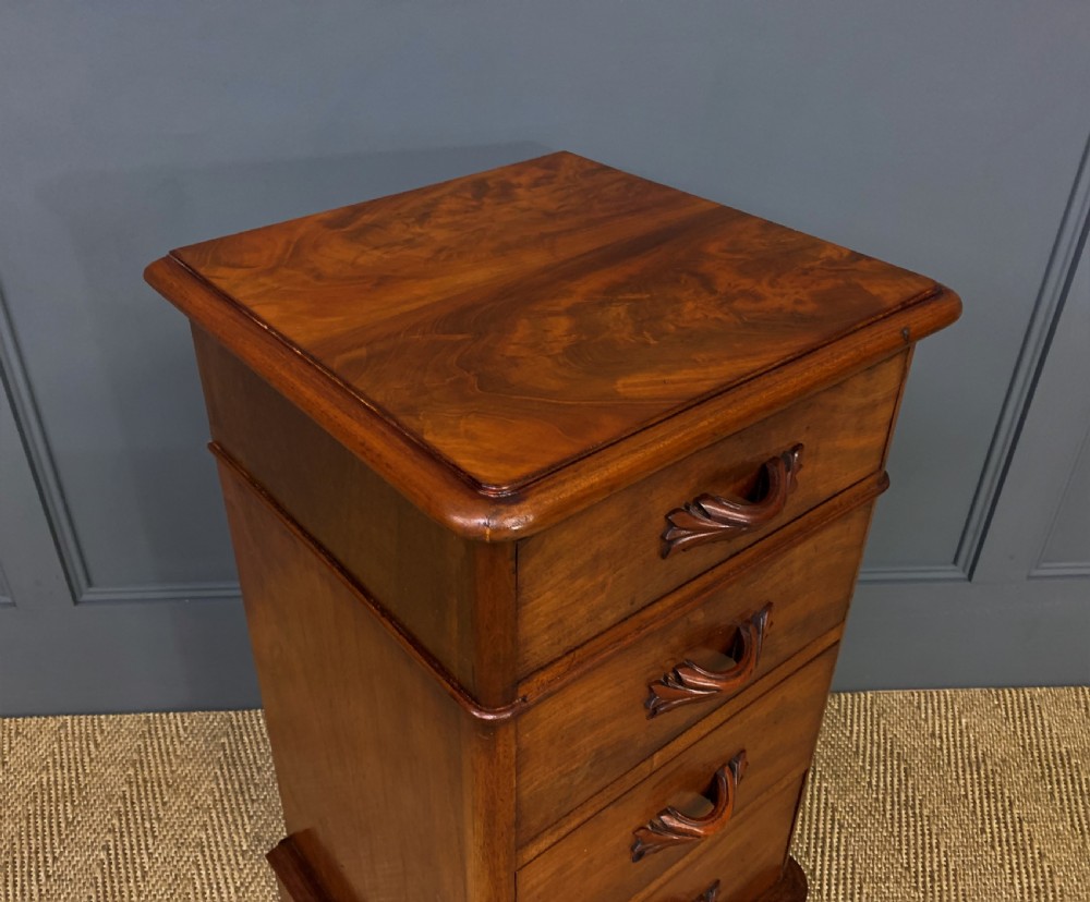 Pair of Victorian Mahogany Bedside Chests View XIV