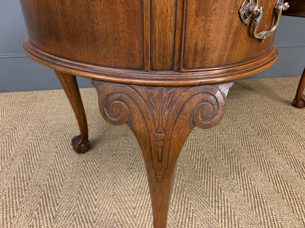 Rare Pair of Mahogany Kidney Shaped Writing Desks by Waring and Gillow View XVII
