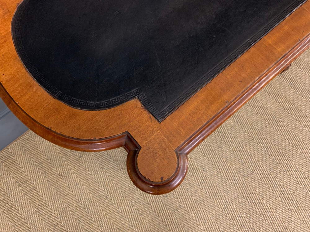 Victorian London Quality Library Stretcher Table View VI