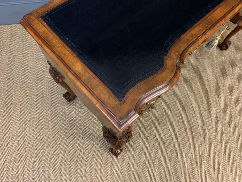 Serpentine Fronted Burr Walnut Writing Desk View XIII