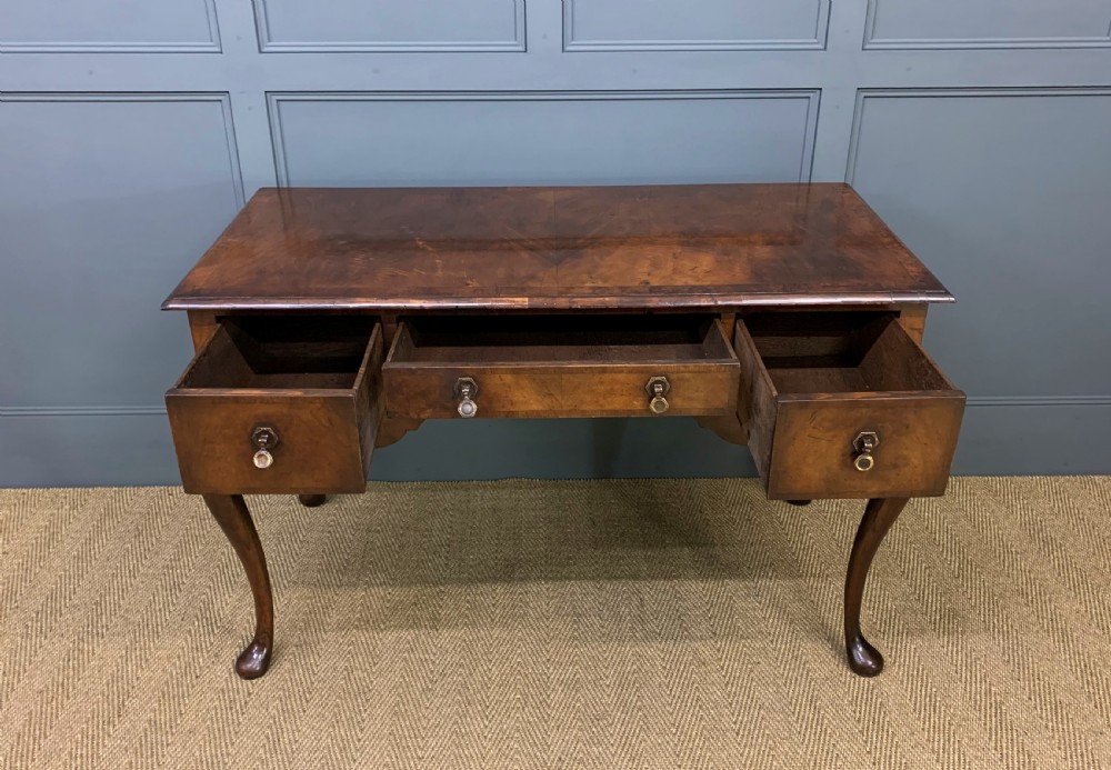 Queen Anne Style Burr Walnut Table View X