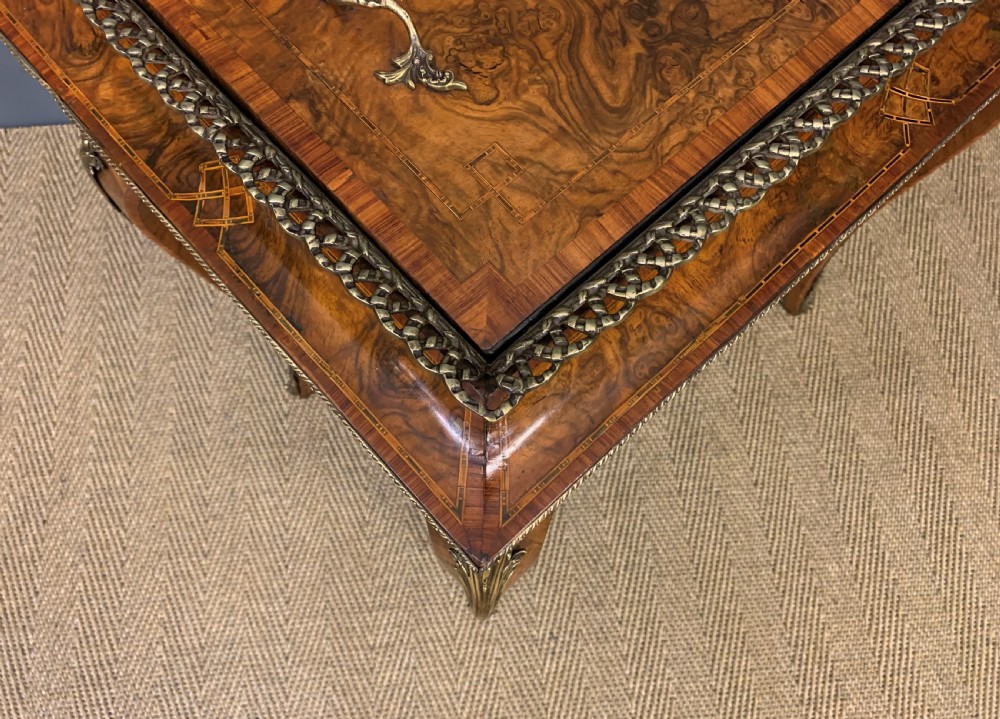 Victorian Inlaid Burr Walnut Jardiniere View X
