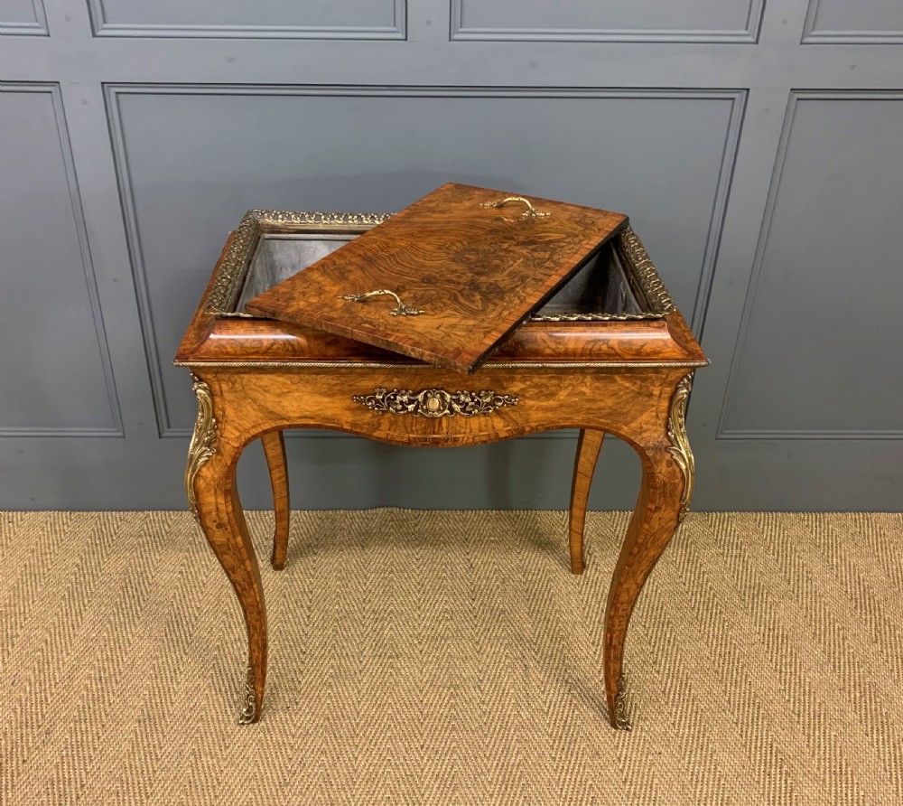 Victorian Inlaid Burr Walnut Jardiniere View XVI