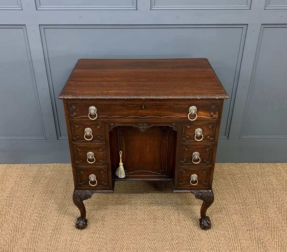 Chippendale Style Mahogany Knee Hole Desk