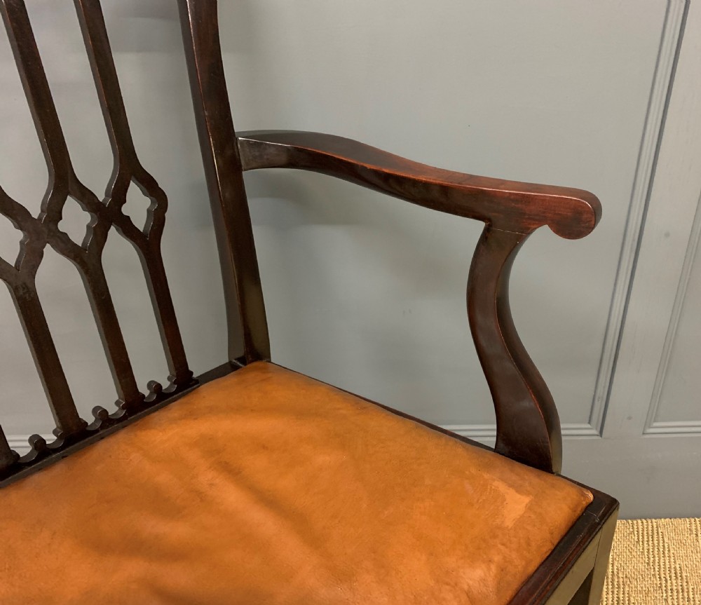 Set of 8 Mahogany Chippendale Style Dining Chairs View XIII